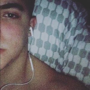 Meet your Posher, Alex